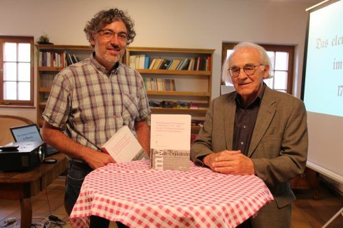 Michael Kasper begrüßte den Buchautor Reinhard Müller. str
