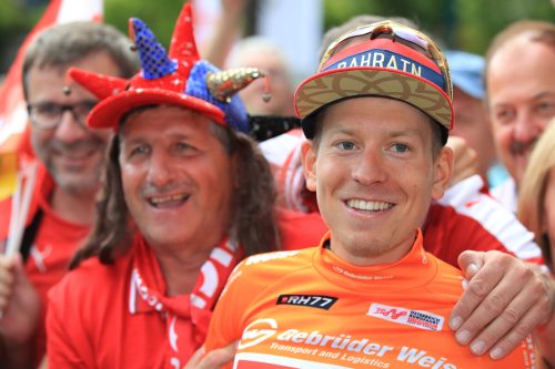 Radprofis wie Hermann Pernsteiner zum Anfassen für die Fans.
