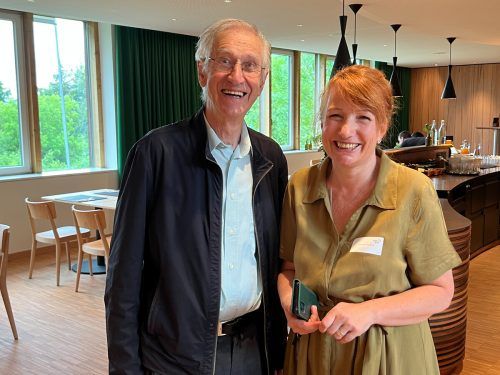 Seelsorger Elmar Simma und Christine Endrich kamen zur Eröffnung.