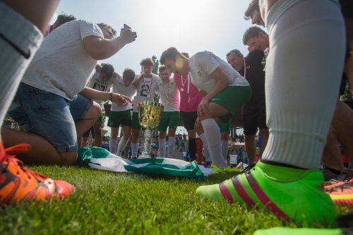 So wie im Jahr 2017 Austria Lustenaus Nachwuchs über den Meistertitel jubelte, wollen es die U14-, U16- und U18-Teams heute auf der Birkenwiese auch. steurer