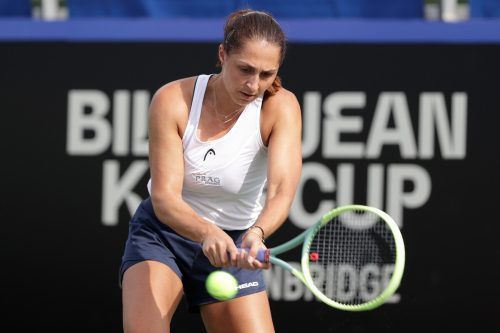 Tamira Paszek stand bei ihren zwei Siegen knapp sechs Stunden auf dem Platz. GEPA