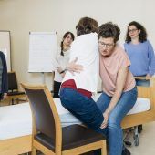 Bewegungsförderung in der Pflegearbeit