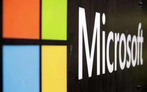 Vor allem Outlook und OneDrive seien betroffen gewesen, hieß es. ap