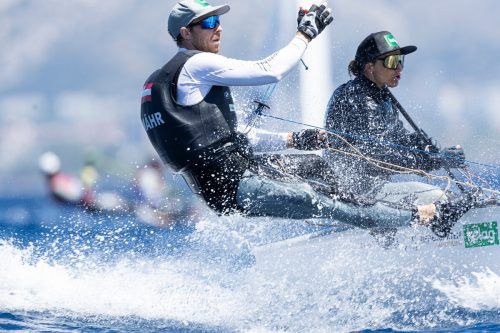 Das 470er-Duo Lara Vadlau und Vorschoter Lukas Mähr gewinnen bei den Pre Olympics vor Marseille das Medal Race und beenden die WM-Generalprobe auf dem siebten Gesamtrang.  World Sailing