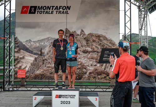 Das Staatsmeisterduo bei der Siegerehrung. Silvretta Montafon/Vanessa Strauch