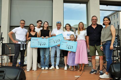 Der Erlös in Höhe von 26.700 Euro wurde gedrittelt und geht an Fridays for Future, Nachbar in Not und die Caritas.