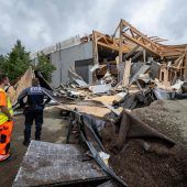 Ein Todesopfer und Verletzte nach Sturm in der Westschweiz