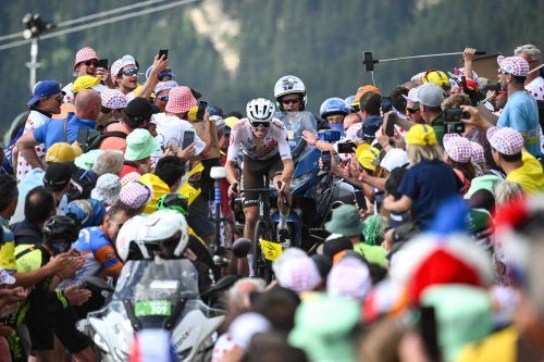Der Osttiroler Felix Gall hat sensationell die Königsetappe der 110. Tour de France für sich entschieden. APA/2, Reuters