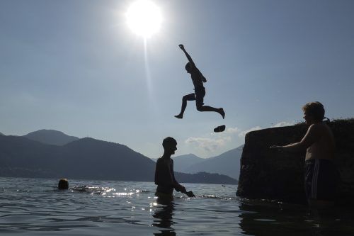 Derzeit herrschen an vielen Orten der Welt rekordverdächtige Höchsttemperaturen. In Spanien und Italien werden über 40 Grad erwartet.  ap