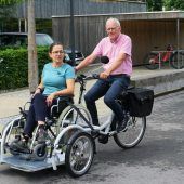 Rollstuhl-Rikscha im Sozialzentrum Egg