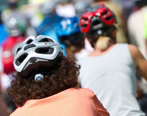Trotz eines Radhelms trug das Unfallopfer schwere Verletzungen davon. APA /Symbol