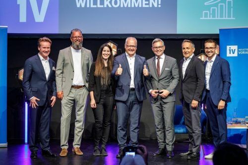 Die Industriellen-Spitze mit Finanzminister Magnus Brunner.  IV
