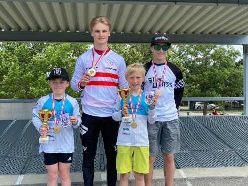 Die Meister (v. l.): Samuel Meitz, Bjarne Schedler, Janik Oppel und Luca Fercher. BMX Bludenz