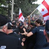 Nationalisten stürmen Pride-Festival
