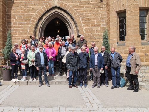 Die Ortsgruppe 50plus Schwarzach unternahm am 25. Mai einen Tagesausflug zur Burg Hohenzollern. 50Plus Schwarzach