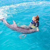 Wie Lion von einer Delfintherapie profitiert