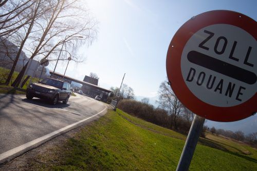 Etwa 8500 Vorarlbergerinnen und Vorarlberger arbeiten in Liechtenstein, 8000 in der Schweiz. VN/Hartinger