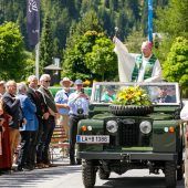 Hilfe für in Not ­geratene Menschen