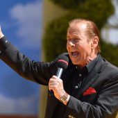 Schlagerstar wird 80
