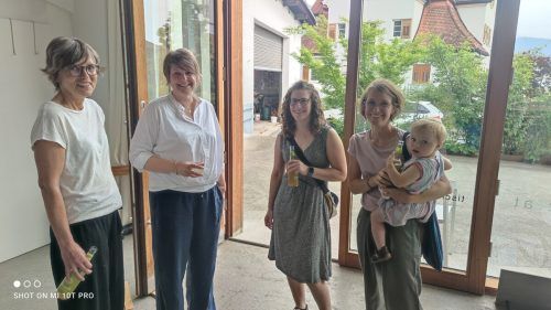 Frauen vom Fach: Helga Rädler (Werkraum Andelsbuch), Monika Weiss (Galerie Hirnholz) Yvonne Kappe (Werkraum Andelsbuch) Barbara Mohr (Tischlerei Mohr).  vha (3)