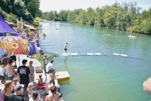 So sah die Walk on Water Challenge vergangenes Jahr aus. Kirche