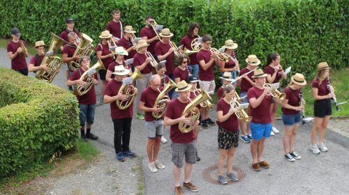 In einer Woche möglichst alle Mitbürgerinnen und Mitbürger mit klingendem Spiel zu erfreuen, hat den Musikverein Hohenweiler ganz schön gefordert. STP