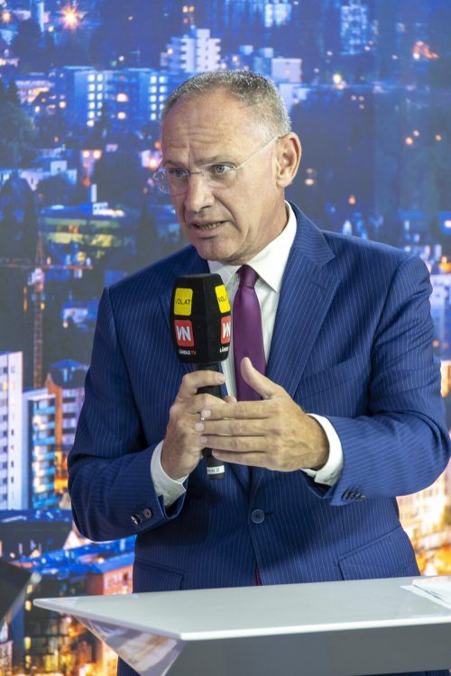 Innenminister Karner war zu Gast im Vorarlberg-LIVE-Studio.  VN/Paulitsch