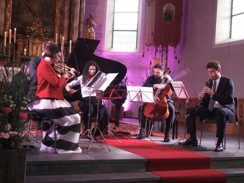 Ladstätter nimmt sich die Zeit für seine persönliche Lieblingsbeschäftigung als Leiter seines kleinen Festivals „Klassik Krumbach“.  ju