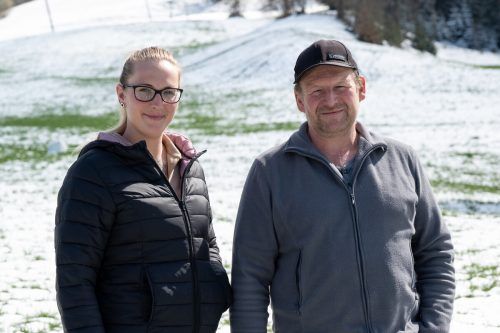 Lothar Gmeiner und seine Stieftochter Rosalie. VN/Serra