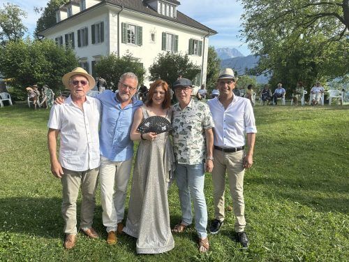 Nina Fleisch mit ihrer Band. bi (3)