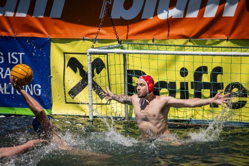 Philipp Höller wurde als beste Torhüter des Bodensee-Cups 2023 ausgezeichnet. Die gastgebende SG Bregenz/Dornbirn erreichte in vier Partien drei Siege und belegte den fünften Rang im Ensklassement.
Ben Kaulfus/3