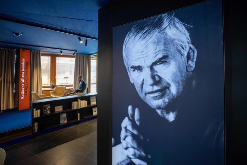 Sein leicht melancholischer Blick auf Lieben und Leben brachte dem großen Romankünstler Milan Kundera eine enorme Leserschaft ein. afp