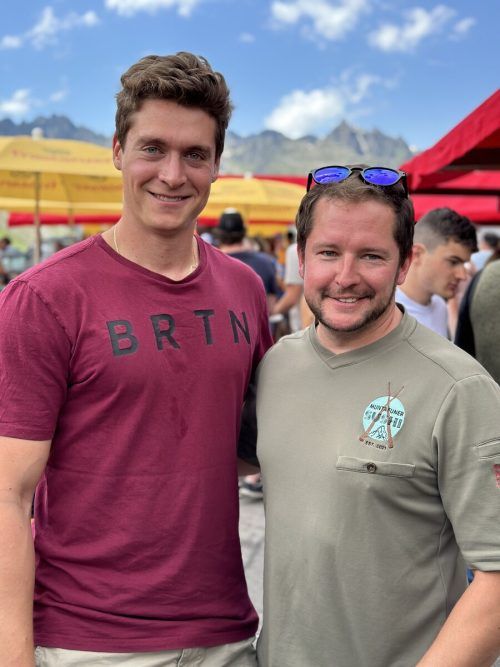Snowboarder Luca Hämmerle und Sebastian Gückel (Muntafuner Sushi). 