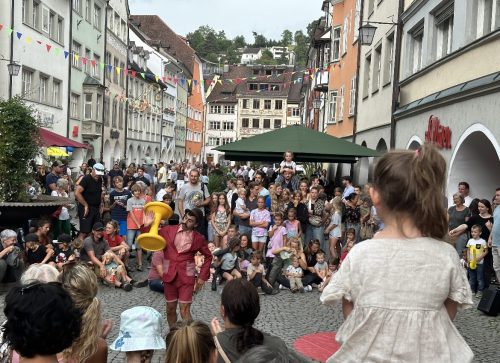 Trotz des wechselhaften Wetters durfte man sich in Feldkirch über viele Besucher freuen. BI
