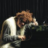 Helge Schneider kommt zum Poolbar Festival nach Feldkirch