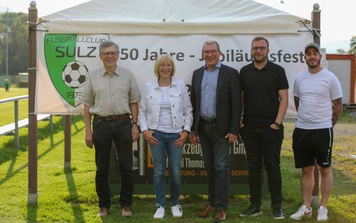 Vorstand FC Sulz feiert den Fünfziger des Vereins. Franz Kopf
