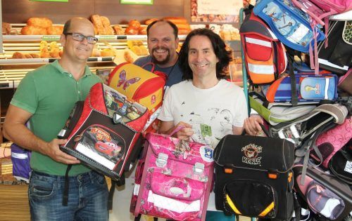 Wilfried Begle, Toni Meznar und Joe Fritsche freuen sich über viele Spenden. meznar