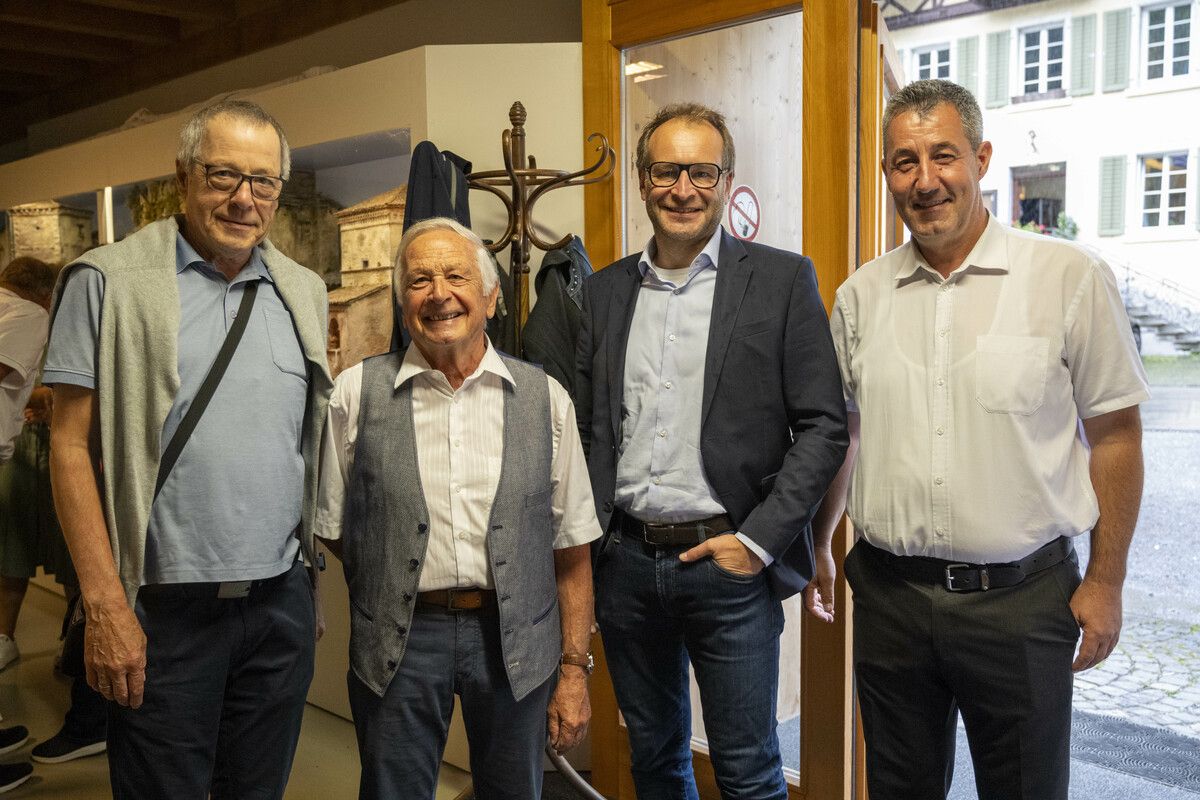 Alois Rinderer, Erich Kirner (beide Obmann Stellvertreter Krippenmuseum), Alexander Juen, Dietmar Schneider (Obmann Krippenmuseum Dornbirn). v.l. Lorenzi