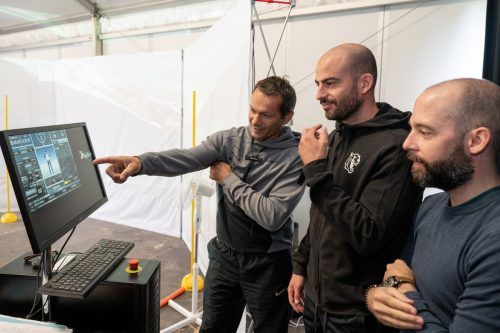 Am Computer „spuckt“ der Ski-Simulator alle Daten aus. Somit sind Vergleiche sofort nachvollziehbar. Serra