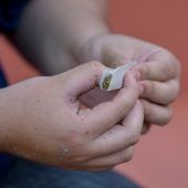 Ganz legal einen Joint rauchen