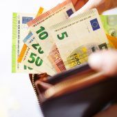 Bargeld langsam auf dem Rückzug