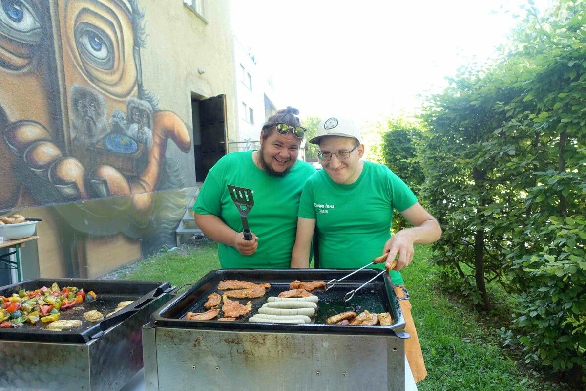 Bei der „Kumm inna“ Disco organisieren die Besucherinnen und Besucher die Veranstaltung selbst. villa k.