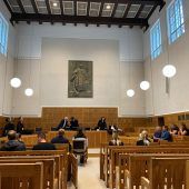 Im Wahn Arzt und Pfleger attackiert