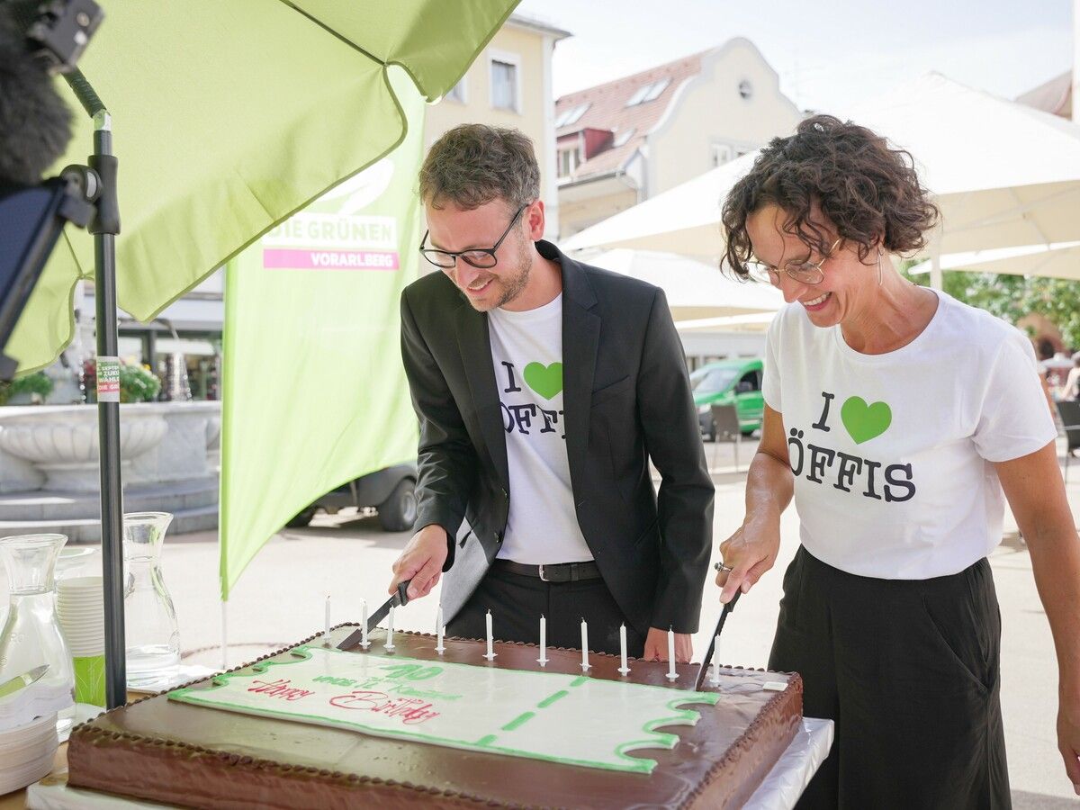Beim 10-Jahr-Jubiläum durfte der Kuchen nicht fehlen. PHILIPP MÜCK