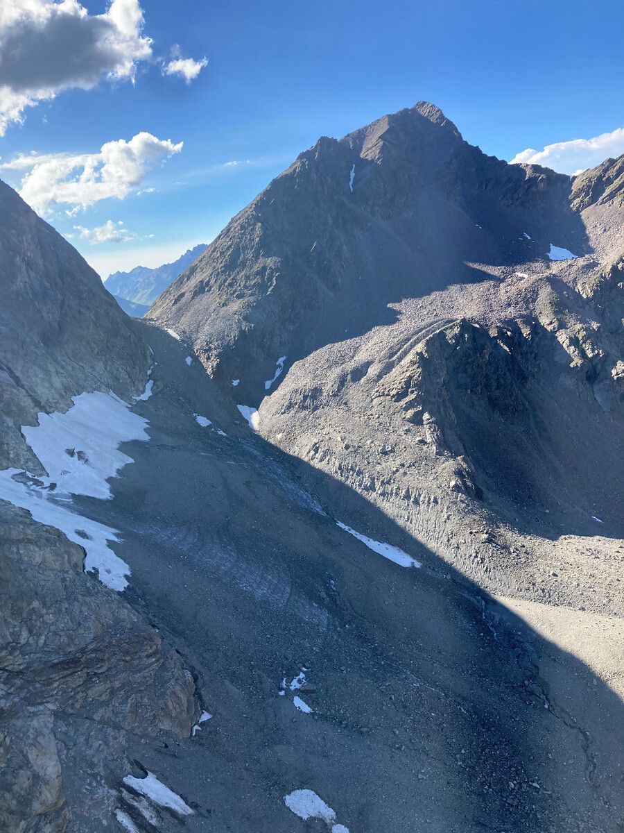 Beim Abstieg vom „Scheibler” bei St. Anton am Arlberg kam es zum tödlichen Unglück. apa/zoom tiro