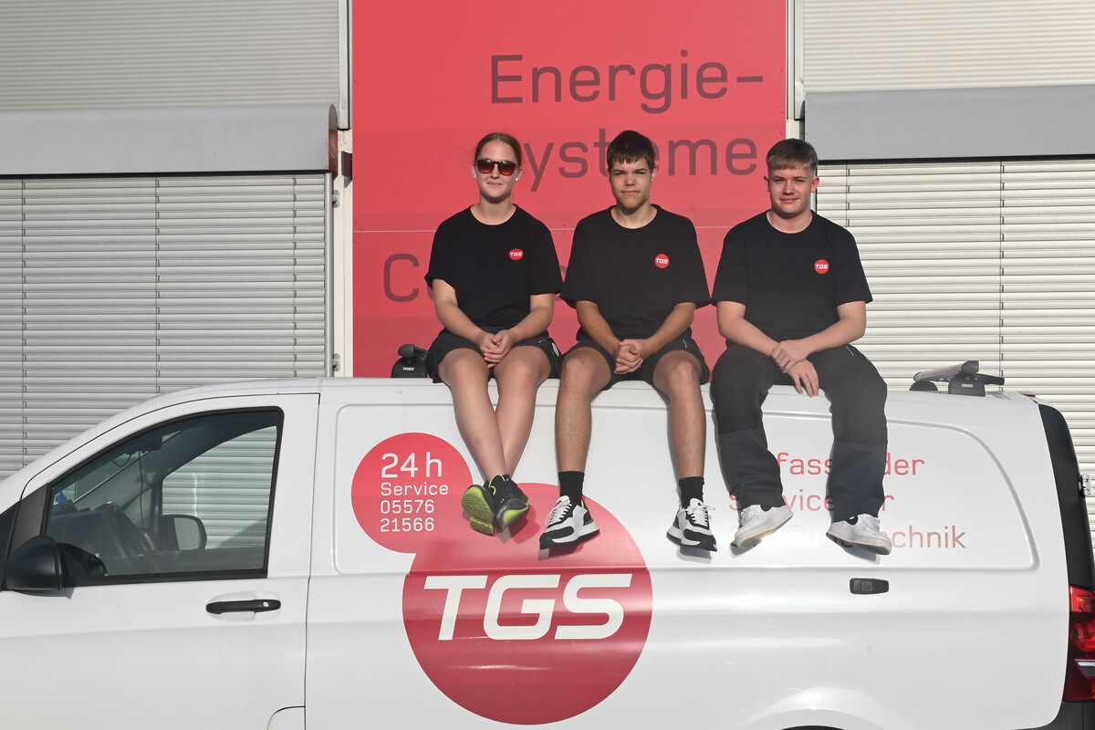 Beim Gebäudetechnik-Spezialisten TGS in Altach starten Kimberly Angerer, Jannik Tozzi und Leon Nikolatti ihre Ausbildung. tgs