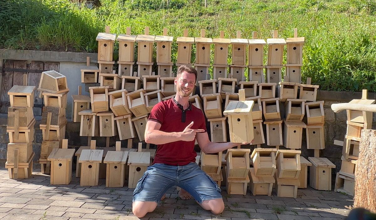 Benjamin Dünser macht sich gegen das Vogelsterben stark.
