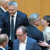 Gegenseitige Vorwürfe  dominieren die Sondersitzung