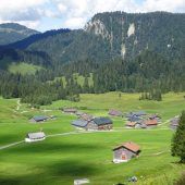 Alpwanderung nach Schönenbach