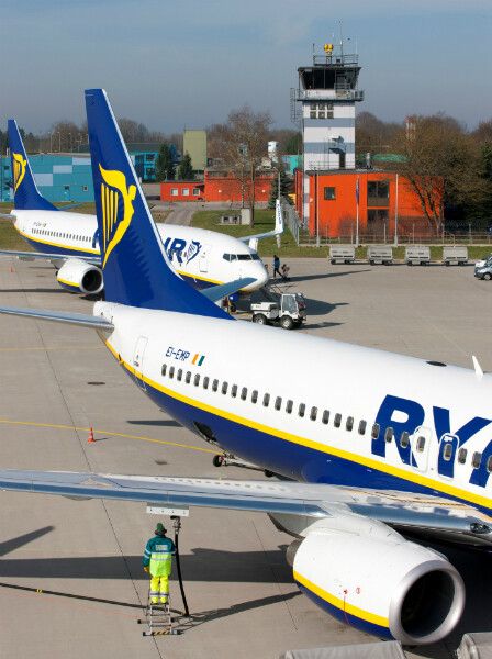Der Allgäu Airport investiert u. a. in Terminal und Parkhaus. FA